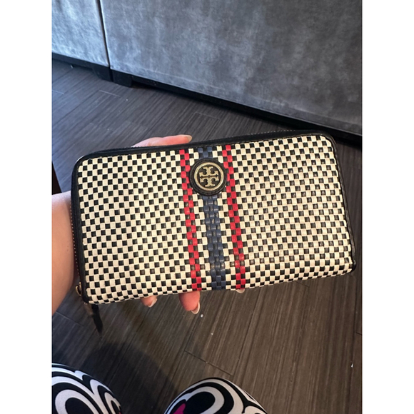 Tory Burch Jane Zip Continental Wallet